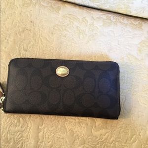Coach wallet